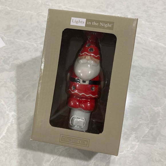 Santa gnome night light - Picture 6 of 8